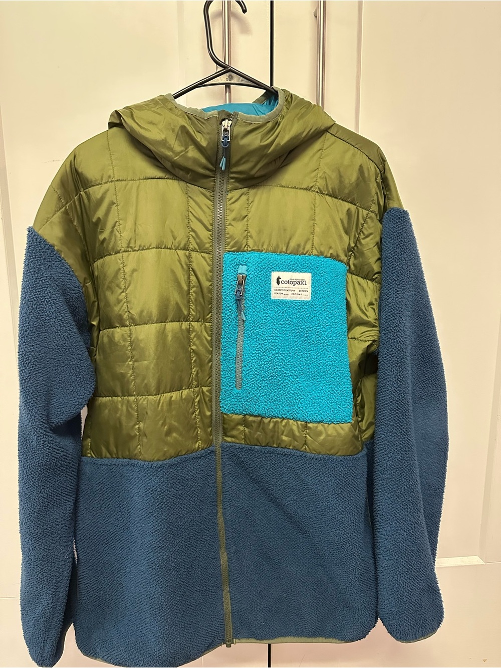 Men Cotopaxi jacket